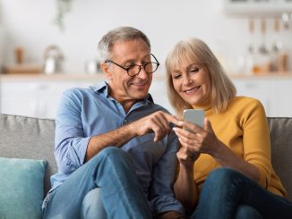 Handy für Senioren – 3 Modelle die überzeugen