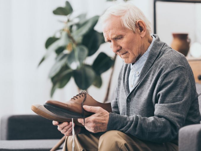 5 Spiele für Demenzkranke – Senioren-Beschäftigung leicht gemacht