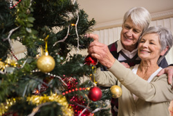 Weihnachtsbaum Sicher Aufstellen So Kommen Sie Ohne Schaden Uber