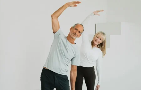 Endlich schmerzfrei – Starte jetzt dein 7-Tage-Rückentraining mit Liebscher & Bracht Endlich schmerzfrei – starte jetzt dein 7-Tage-Rückentraining mit Liebscher & Bracht